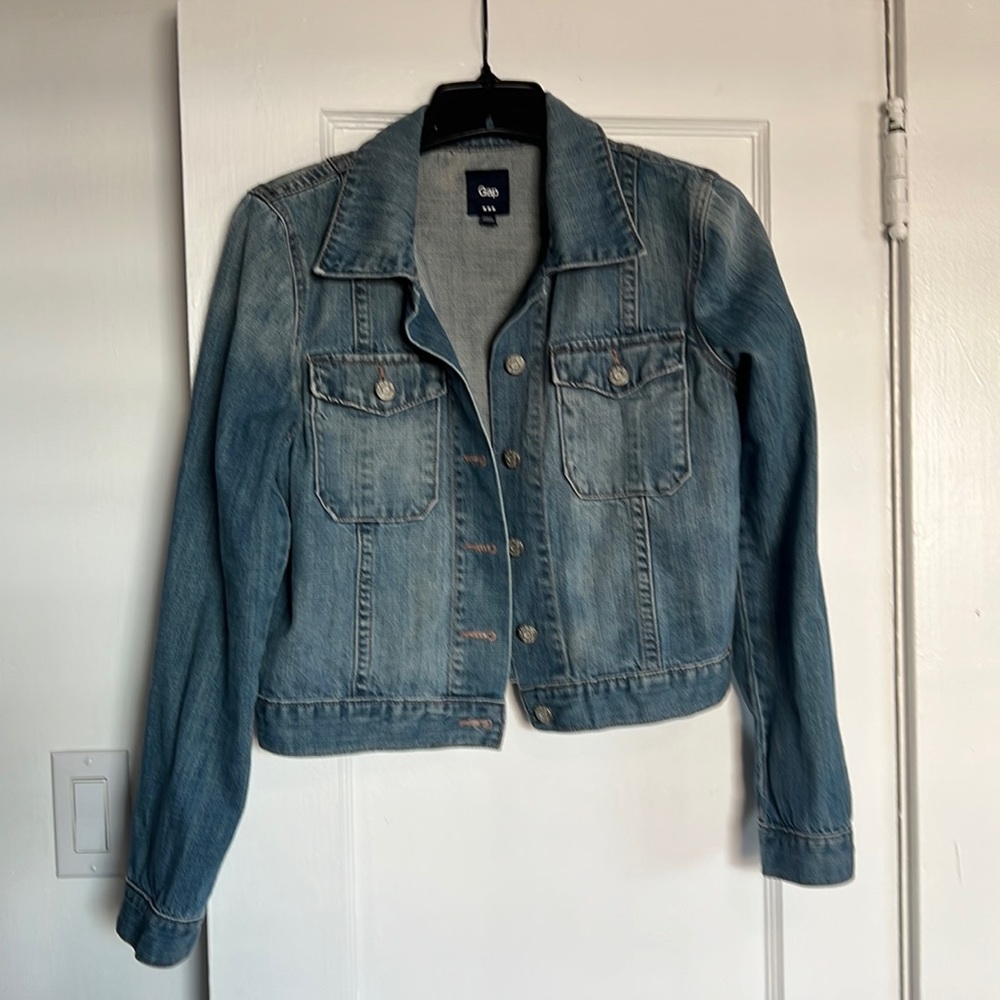 100% cotton cropped jean jacket